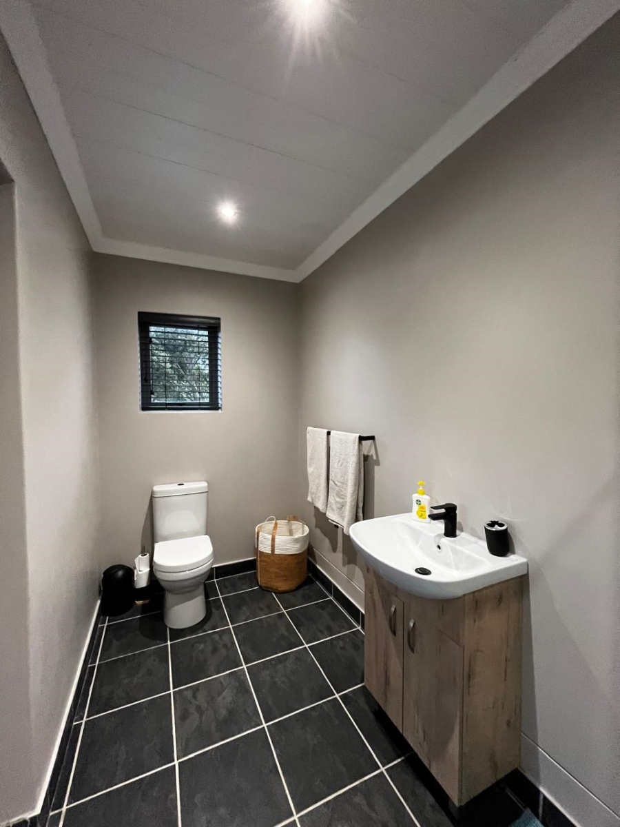 4 Bedroom Property for Sale in Wilderness Central Western Cape